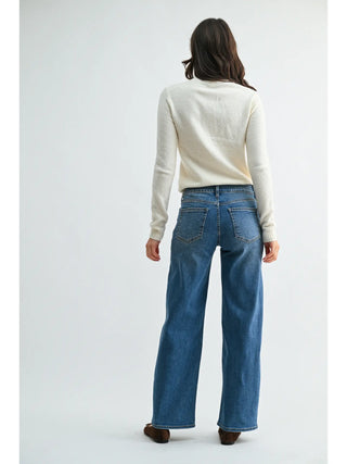 Mid Rise Straight Leg Jean
