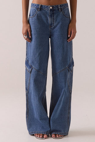 Everett Cargo Jeans in Worn Blue