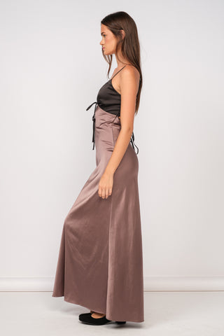 Elegant Colorblock Maxi Dress in Cocoa