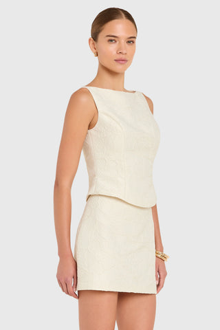 Ines Top in Chalk