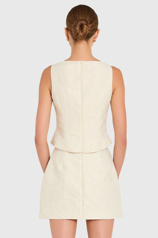 Ines Top in Chalk