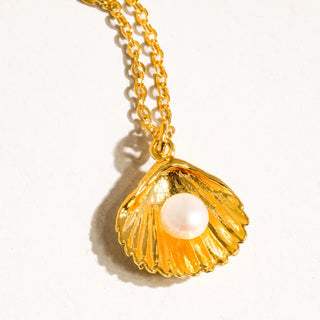 Daphne Shell Necklace