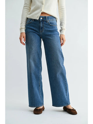 Mid Rise Straight Leg Jean