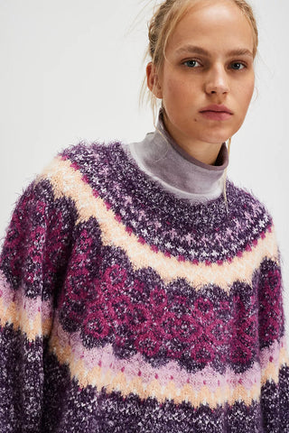 Festive Frost Pullover in Blackberry Wine Combo