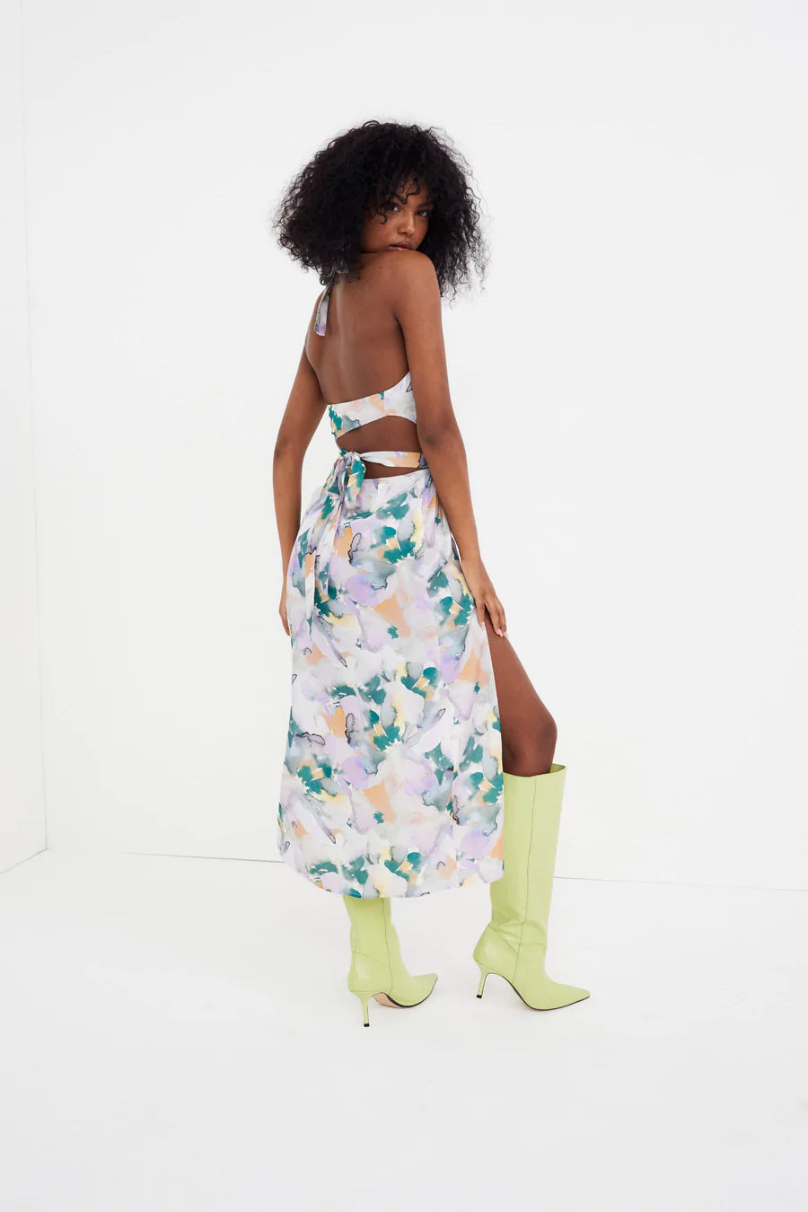 For Love & Lemons Megan Midi Dress in Smoky Floral – Cattivo